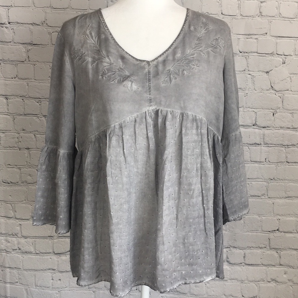 One World live and let live Blouse